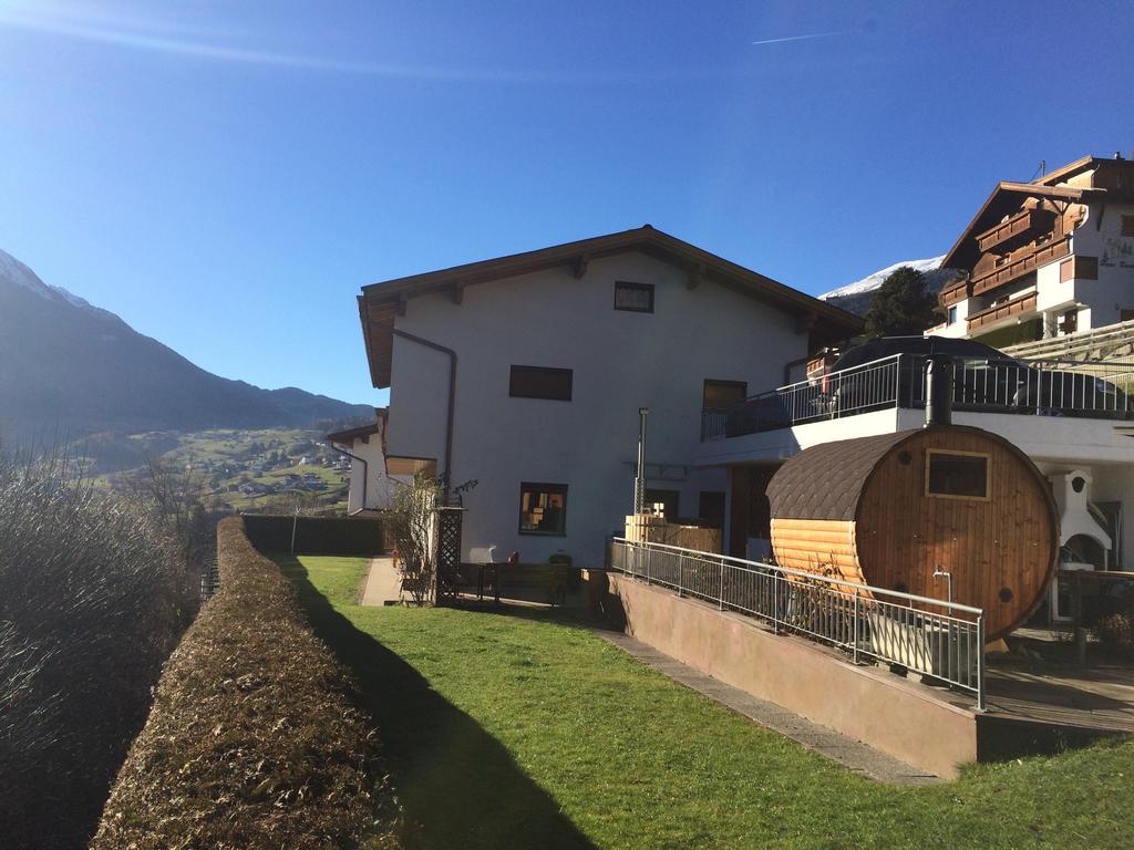 Haus Alpenhahn Apartment Wenns Exterior foto